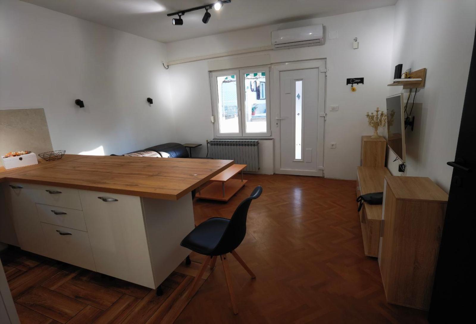 Apartments Dijana ซูเปทาร์สกา ดรากา ภายนอก รูปภาพ