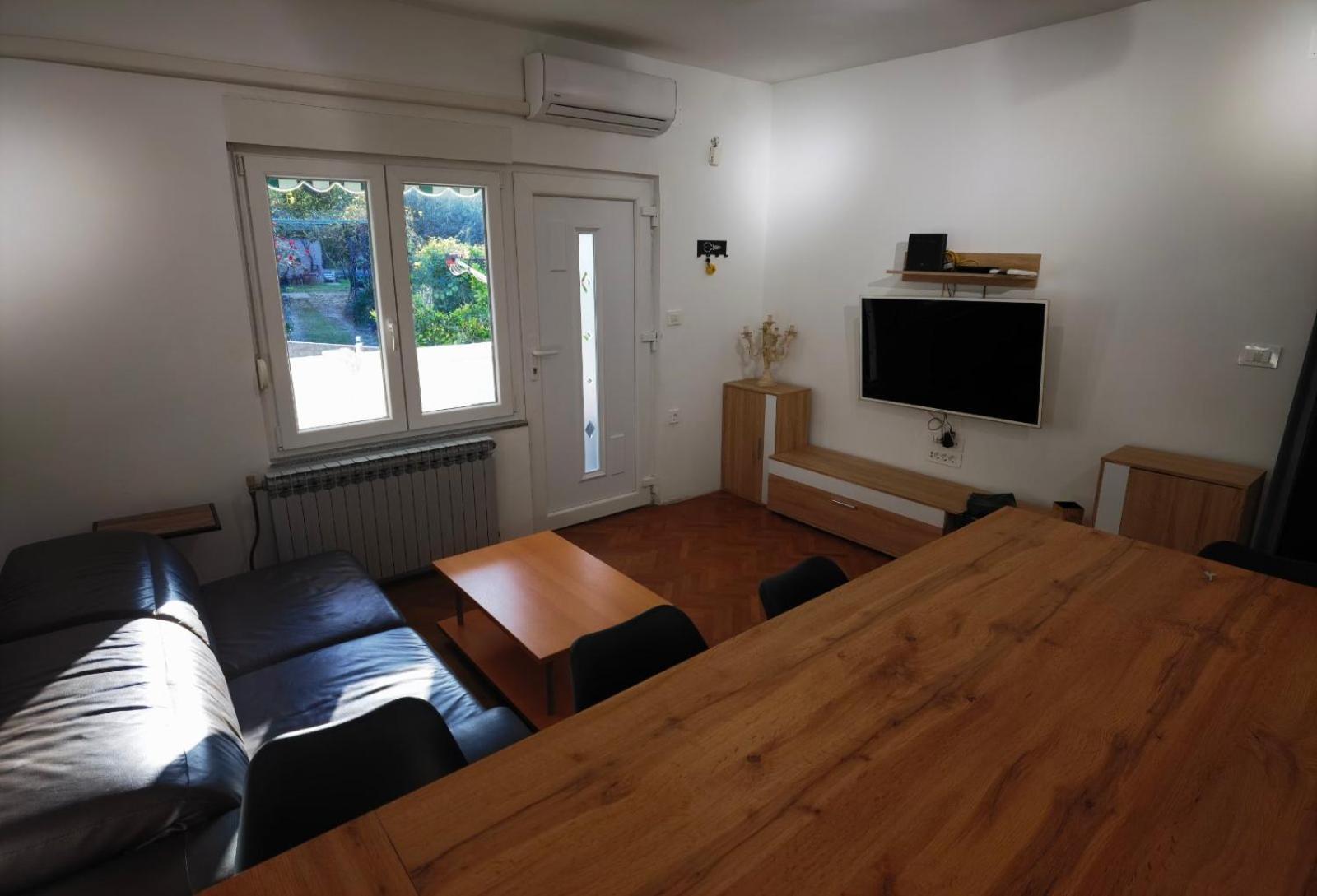 Apartments Dijana ซูเปทาร์สกา ดรากา ภายนอก รูปภาพ