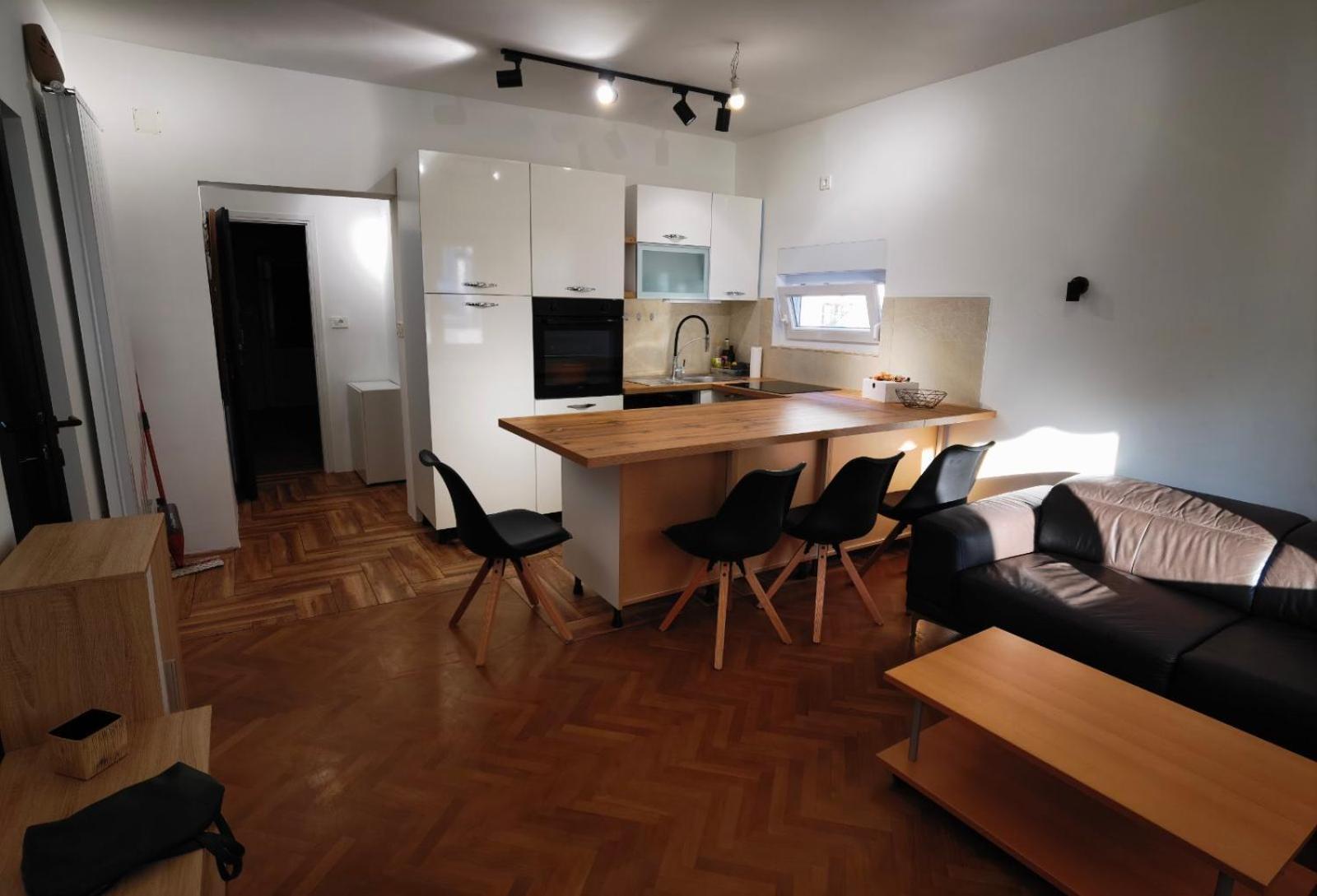 Apartments Dijana ซูเปทาร์สกา ดรากา ภายนอก รูปภาพ